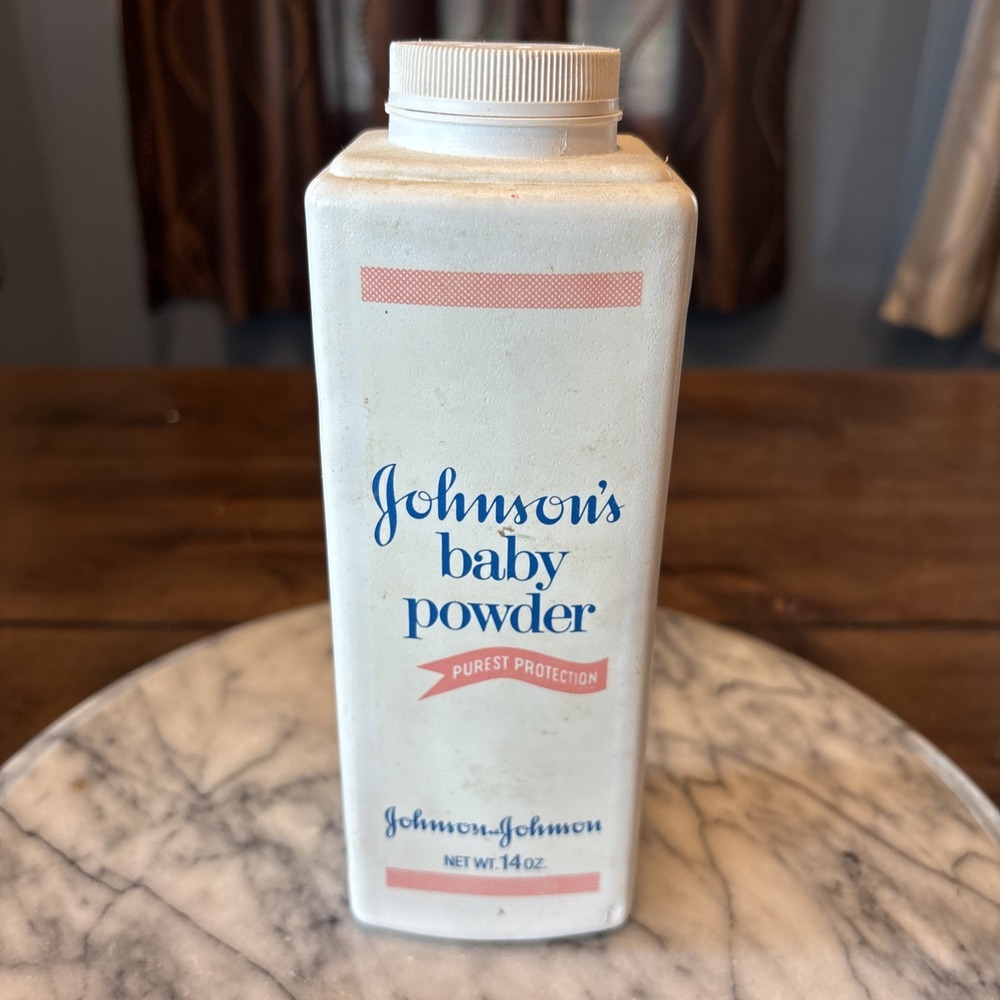 VTG Johnson & Johnson Baby Powder Economy Size 14 oz Purest Protection